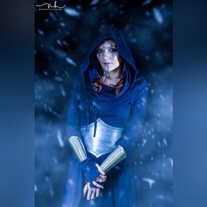 Cuffs / Bracers (Wonder Woman, Warrior, Viking, Costume, Badass)